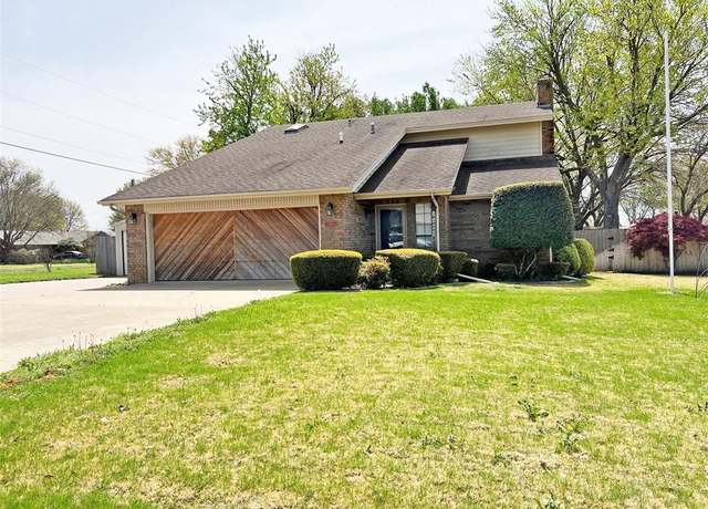 Property at 2400 Woodleaf Ct, Ardmore, OK 73401, 3 beds, 2 baths