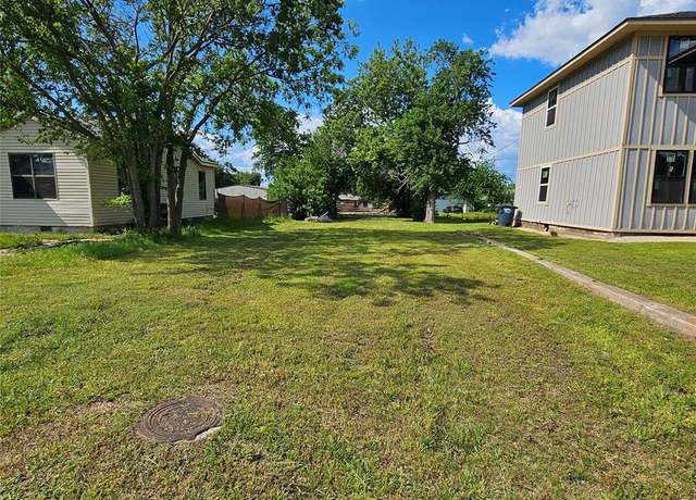 Property at 216 W Georgia St, Shawnee, OK 74804