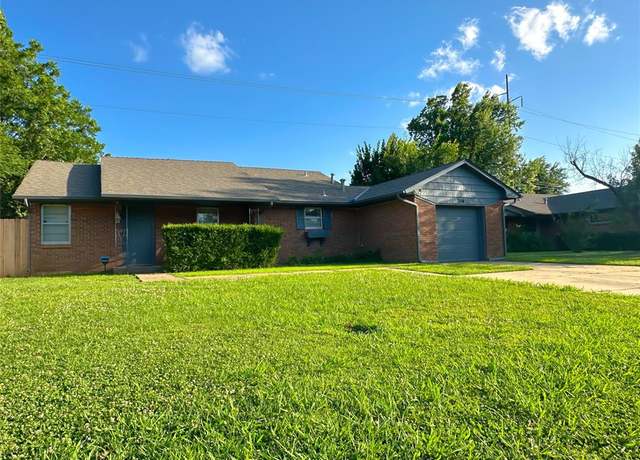 Property at 216 Ridgecrest Rd, Edmond, OK 73013, 2 beds, 1 bath