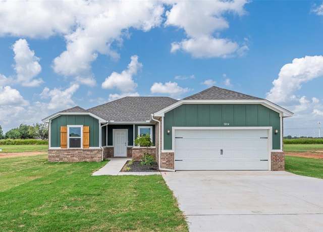 Property at 1014 Prairie Dr, Tuttle, OK 73089, 3 beds, 2 baths