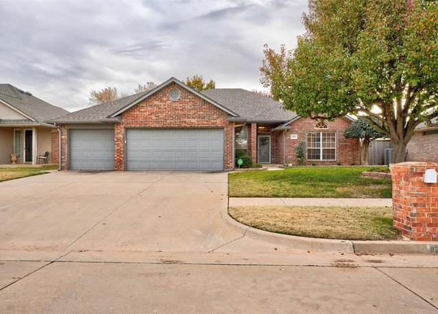 Property at 8304 NW 72nd St, Oklahoma City, OK 73132, 4 beds, 3 baths