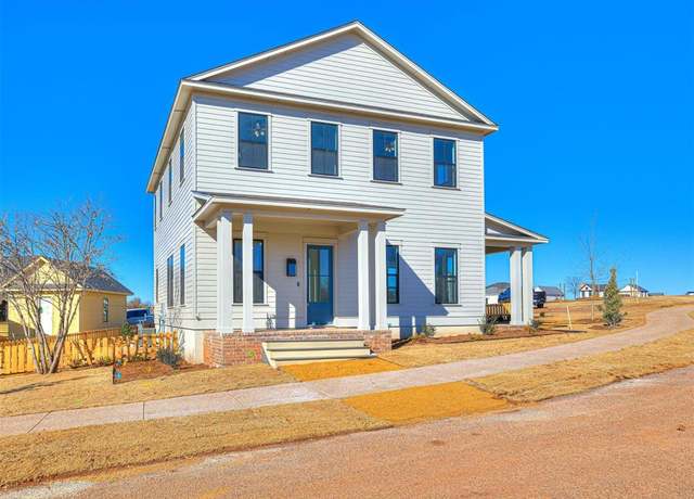 Property at 29615 East Ridge Rd, Goldsby, OK 73093, 4 beds, 5 baths