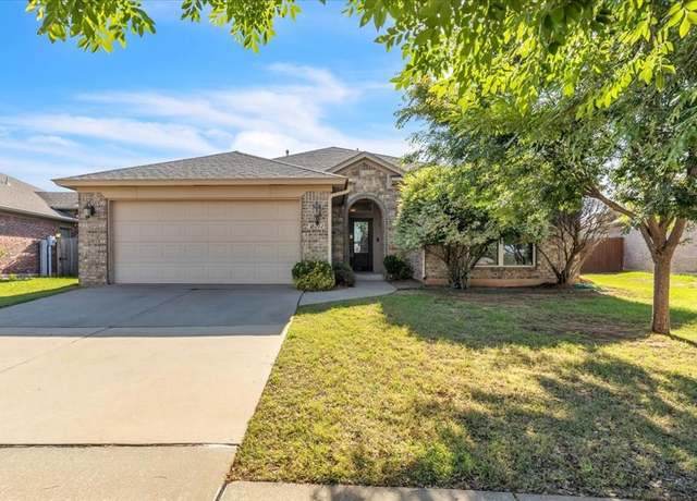 Property at 18212 Bodegon Rd, Edmond, OK 73012, 3 beds, 2 baths
