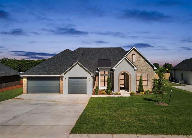 Property at 604 Venetian Ave, Piedmont, OK 73078, 4 beds, 3.5 baths