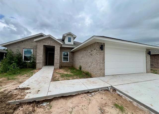 Property at 997 SE 16th Ter, Newcastle, OK 73065, 3 beds, 2 baths