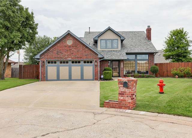 Property at 1308 SW 110th Pl, Oklahoma City, OK 73170, 4 beds, 2.5 baths
