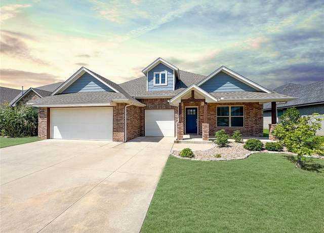Property at 18309 Bridlington Dr, Edmond, OK 73012, 4 beds, 2 baths
