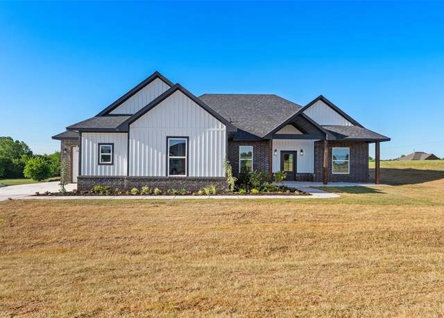 Property at 2443 Raven Cir, Blanchard, OK 73010, 4 beds, 2.5 baths