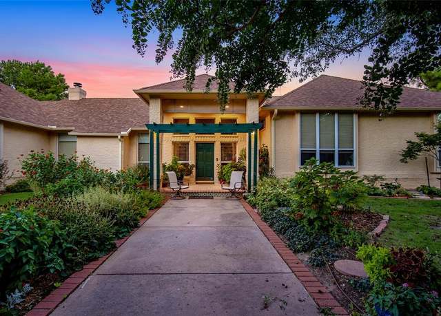 Property at 1000 E Boyd St, Norman, OK 73071, 4 beds, 3.5 baths