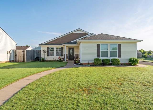 Property at 1609 NW 144th Ter, Edmond, OK 73013, 3 beds, 2 baths
