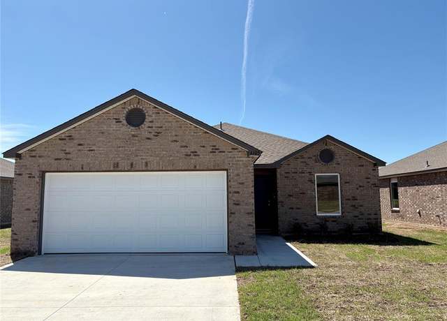 Property at 4105 Reese Dr, Mustang, OK 73064, 3 beds, 2 baths