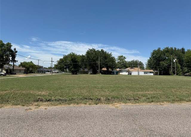Property at 419 W 7th St, Stroud, OK 74079