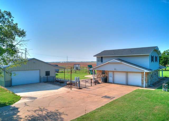 Property at 122 Sunrise Hl, Kingfisher, OK 73750, 3 beds, 2.5 baths