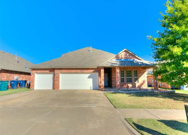 Property at 10813 NW 118th Pl, Yukon, OK 73099, 3 beds, 3 baths