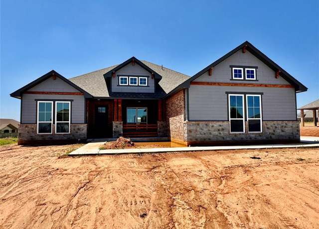 Property at 10116 NW 100th St, Yukon, OK 73099, 4 beds, 2.5 baths