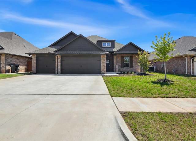 Property at 1632 NE 35th St, Moore, OK 73160, 4 beds, 2 baths