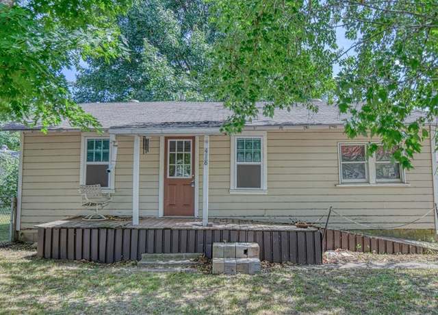 Property at 418 E Boomer St, Lexington, OK 73051, 2 beds, 1 bath