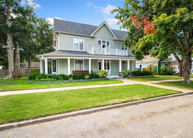 Property at 516 S Macomb Ave, El Reno, OK 73036, 5 beds, 2.5 baths