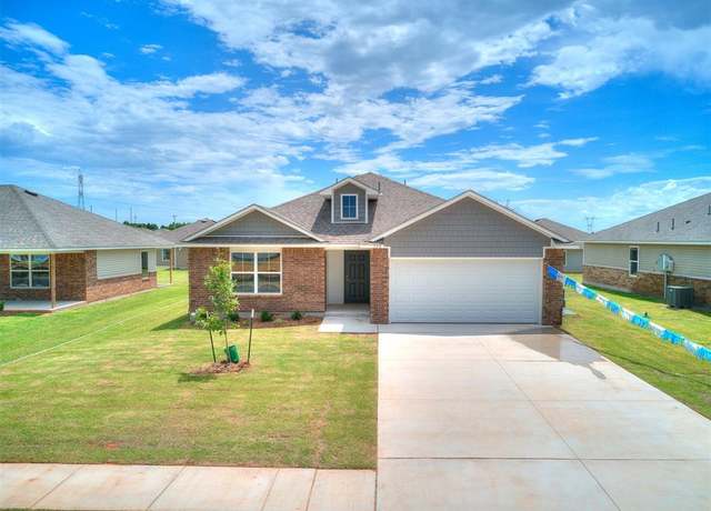 Property at 928 S Bear Ln, Mustang, OK 73064, 3 beds, 2 baths