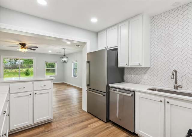 Property at 1436 NW 97th St, Oklahoma City, OK 73114, 3 beds, 1 bath