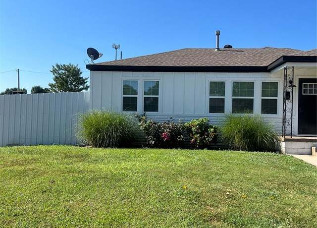 Property at 1700 SW 18th St, Oklahoma City, OK 73108, 3 beds, 2 baths