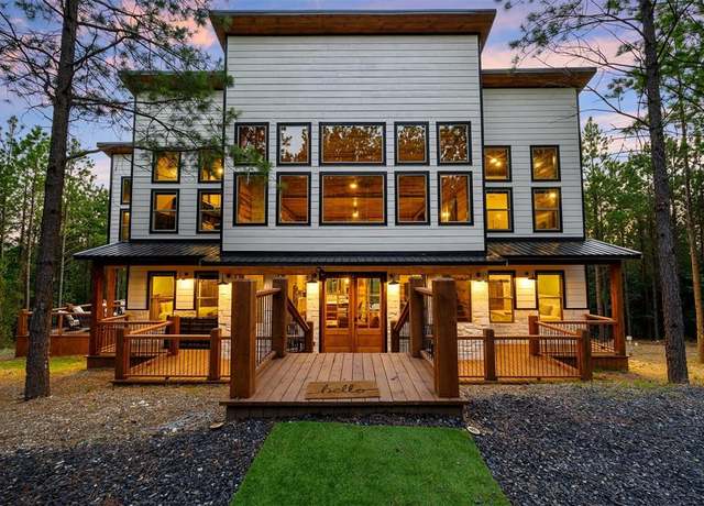 Property at 116 Sugar Plum Ln, Broken Bow, OK 74728, 5 beds, 5.5 baths