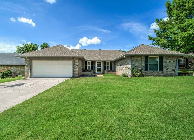 Property at 11209 NW 112th St, Yukon, OK 73099, 4 beds, 2 baths