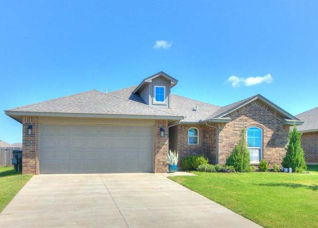 Property at 3915 Abingdon Dr, Norman, OK 73026, 3 beds, 2 baths