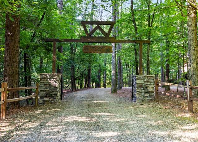 Property at 660 Lucian Sorrel Rd, Broken Bow, OK 74728, 4 beds, 2.5 baths