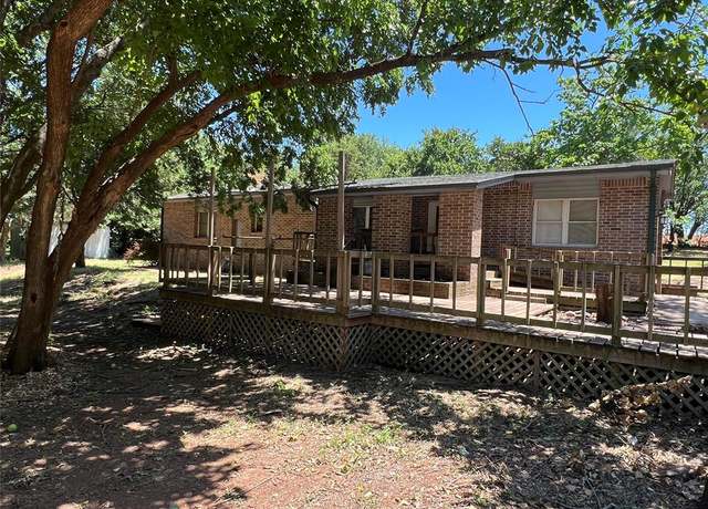 Property at 4324 Valley View Ln, Edmond, OK 73034, 2 beds, 2 baths