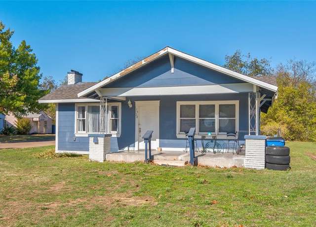 Property at 1528 W Idaho Ave, Chickasha, OK 73018, 2 beds, 1 bath