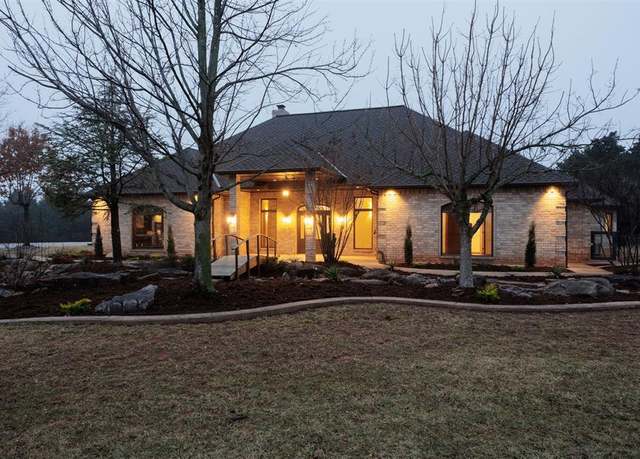 Property at 10401 Fawn Trace Rd, Mustang, OK 73064, 4 beds, 4 baths