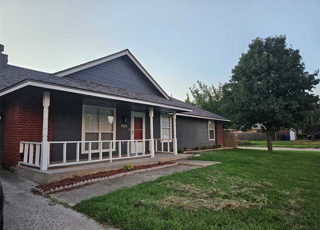 Property at 900 Peppertree Pl, Norman, OK 73071, 3 beds, 2 baths