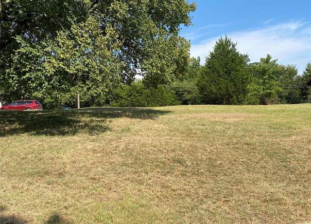 Property at 1107 E 4th St, Sulphur, OK 73086