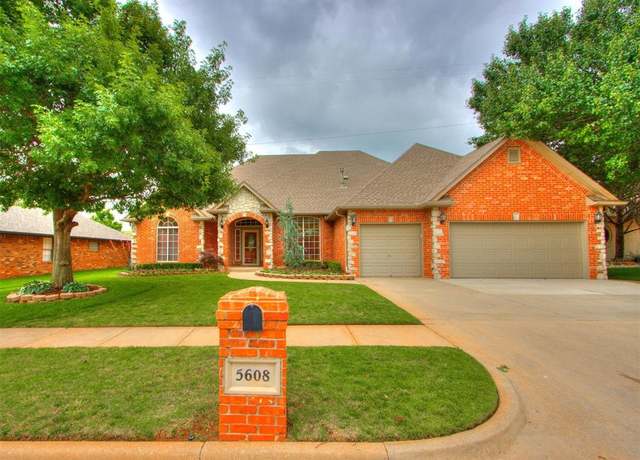 Property at 5608 NW 103rd St, Oklahoma City, OK 73162, 3 beds, 2.5 baths