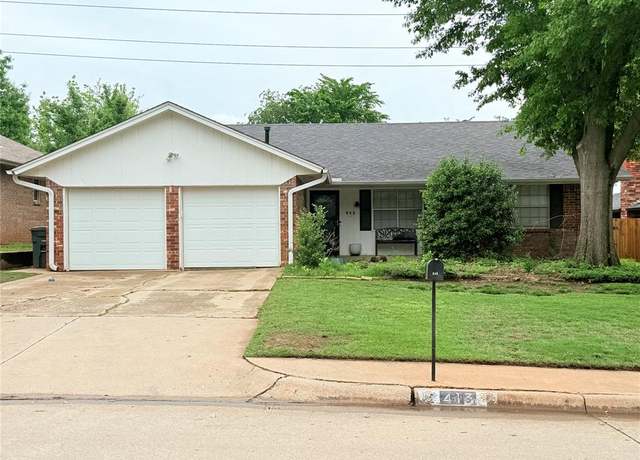 Property at 413 Elwood Dr, Edmond, OK 73013, 3 beds, 2 baths