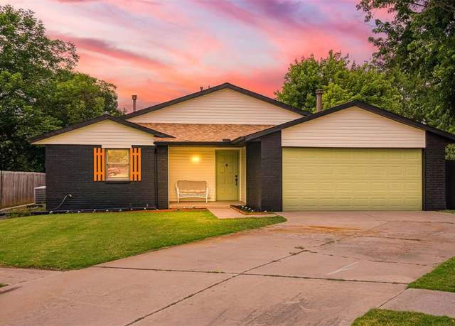 Property at 3300 Outpost Cir, Norman, OK 73072, 3 beds, 2 baths