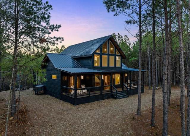 Property at 33 Bear Cedar Trl, Broken Bow, OK 74728, 3 beds, 3 baths