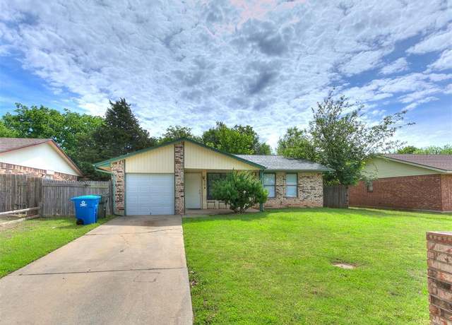 Property at 704 Briarwood Dr, Midwest City, OK 73130, 3 beds, 1 bath
