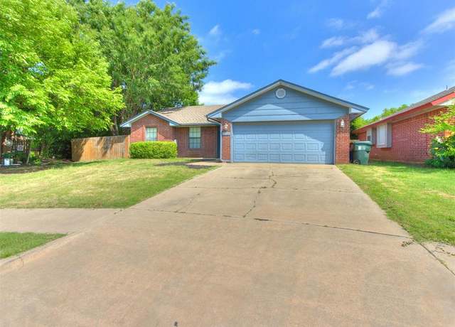 Property at 2101 Harbor Dr, Norman, OK 73071, 3 beds, 2 baths