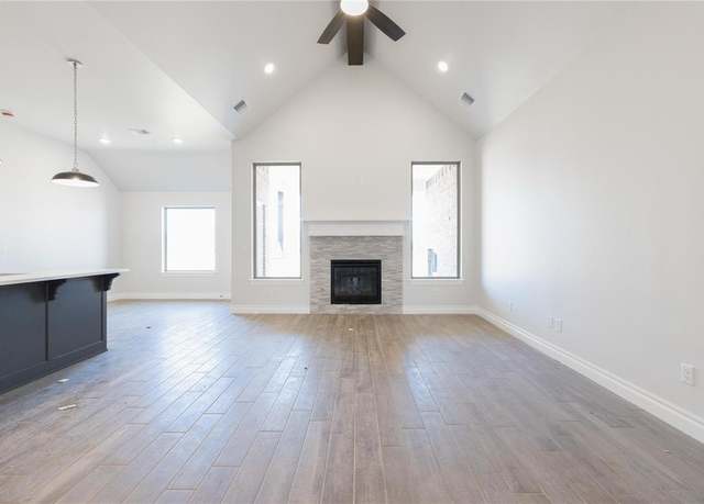 Property at 3001 Crossover Ct, Moore, OK 73160, 4 beds, 3 baths