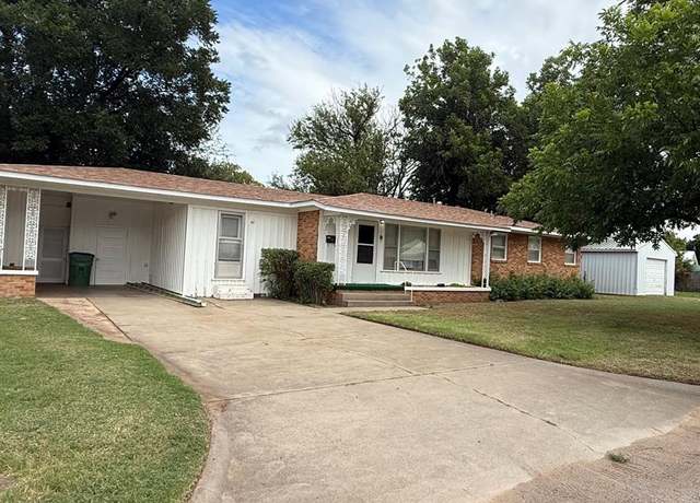 Property at 1906 N Pennsylvania Ave, Mangum, OK 73554, 2 beds, 1 bath