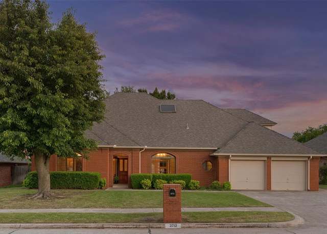 Property at 3712 Barwick Ct, Norman, OK 73072, 3 beds, 2.5 baths