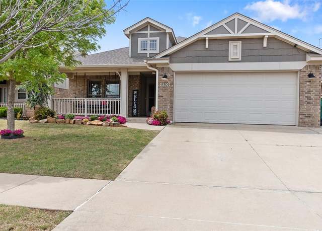 Property at 15509 Boulder Dr, Edmond, OK 73013, 3 beds, 2 baths