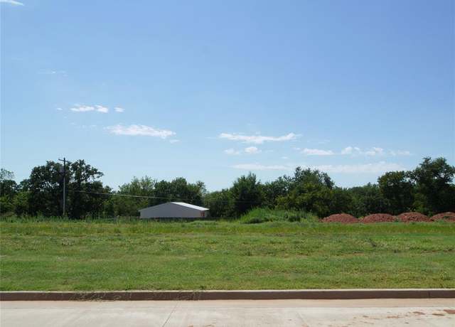 Property at 1601 Cambria Dr, Edmond, OK 73013