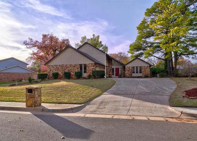 Property at 3717 Smoky Hollow Rd, Edmond, OK 73013, 4 beds, 2.5 baths