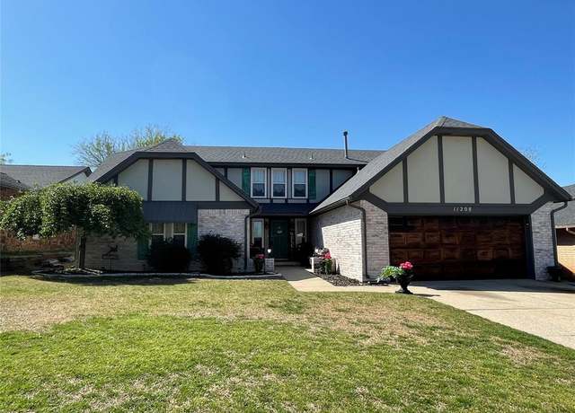 Property at 11208 NW 113th St, Yukon, OK 73099, 5 beds, 2 baths