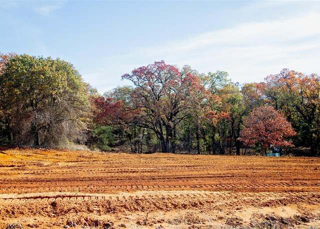 Property at 7400 Old Oak Trl, Guthrie, OK 73044