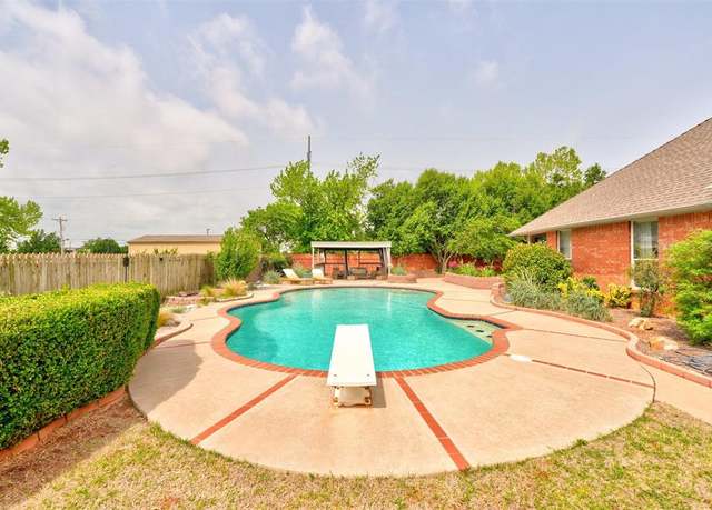 Property at 12809 Preston Hills Dr, Oklahoma City, OK 73142, 3 beds, 3.5 baths