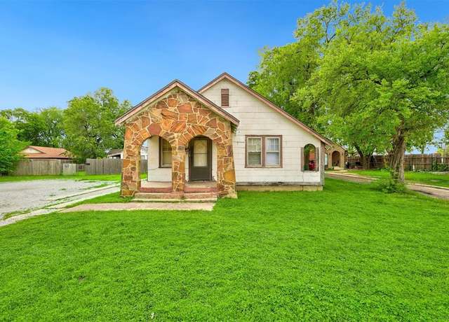 Property at 5907 NW 40th St, Warr Acres, OK 73122, 2 beds, 2 baths